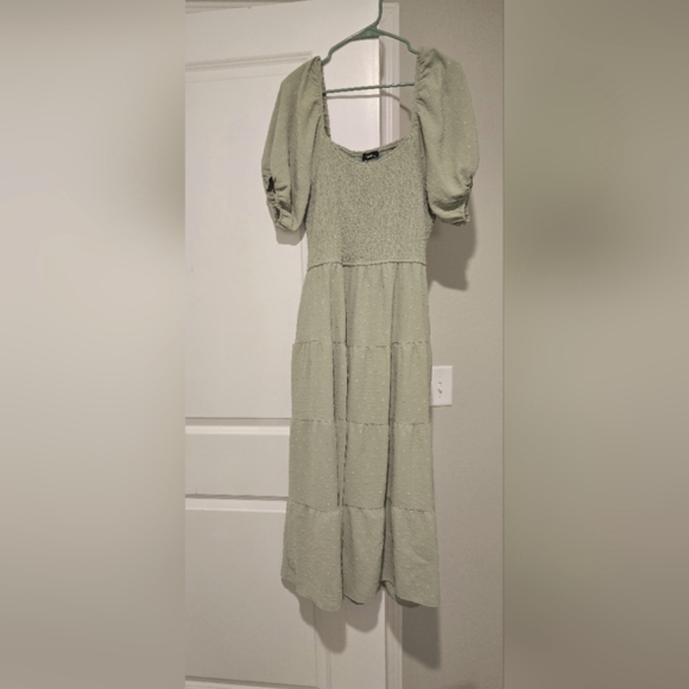 Green Puff Sleeve Maxi Sundress